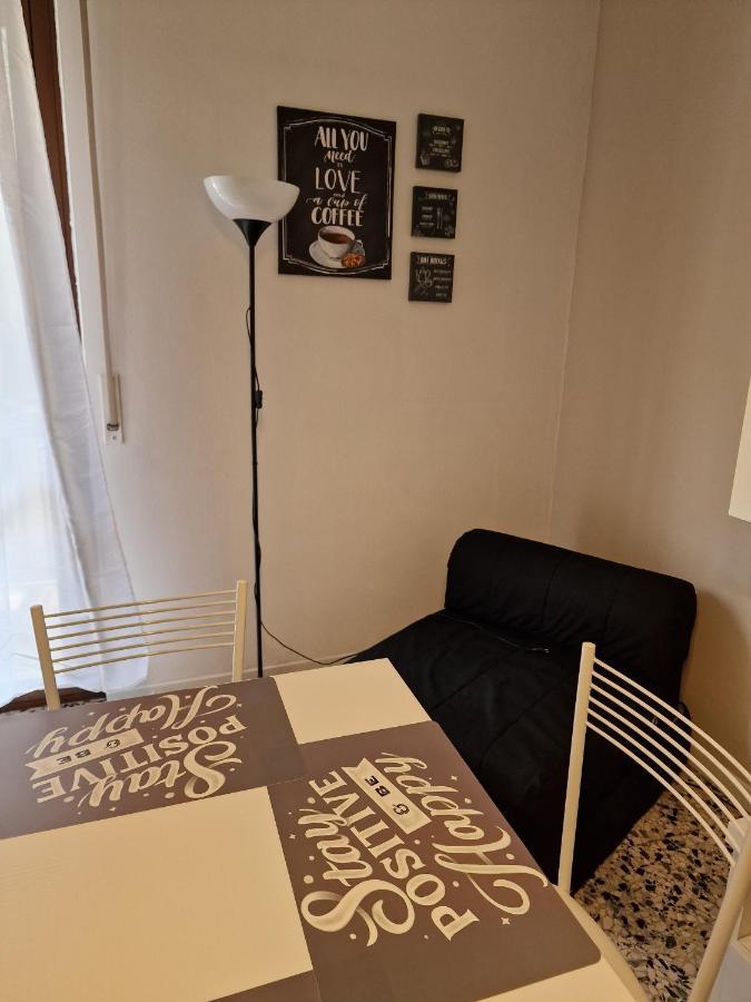 Apartamento M.Aurelio Light Brown Milán Exterior foto