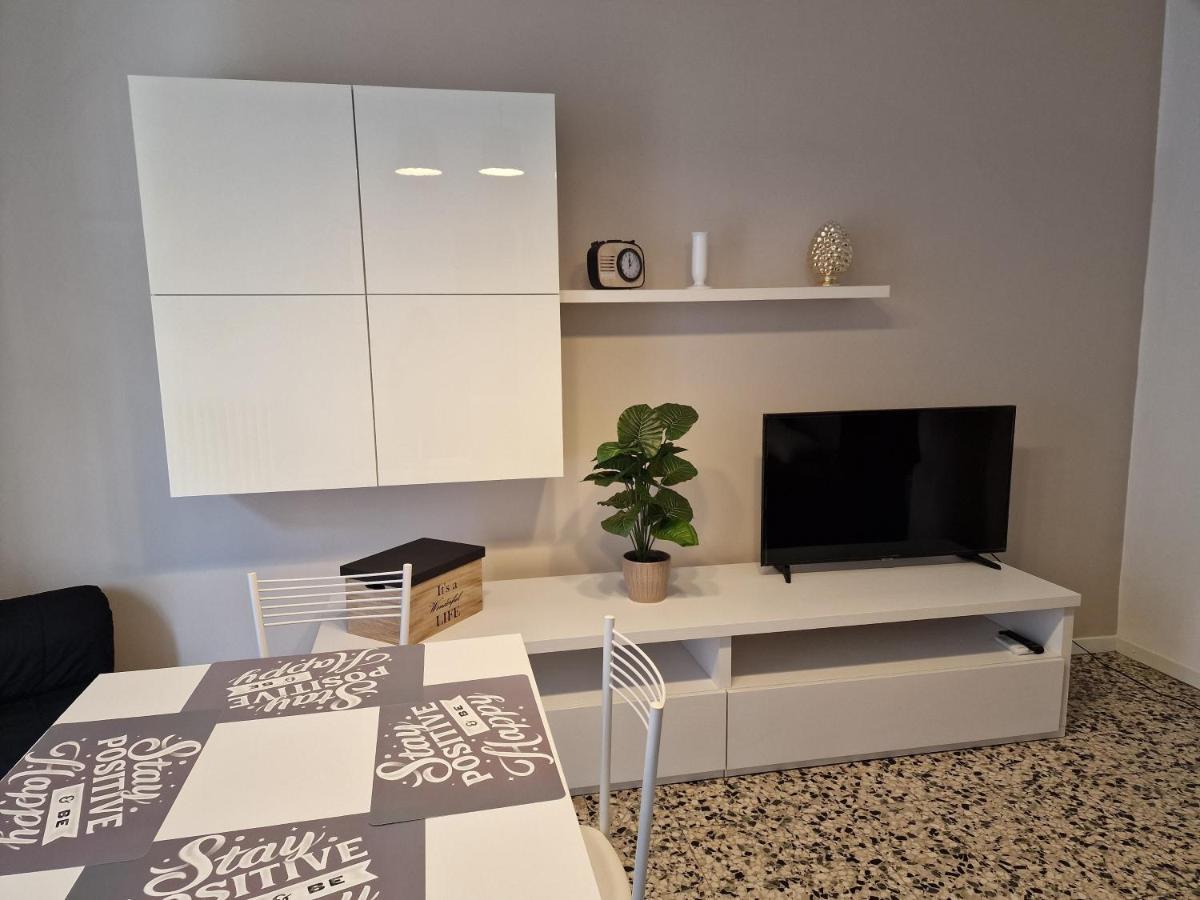 Apartamento M.Aurelio Light Brown Milán Exterior foto