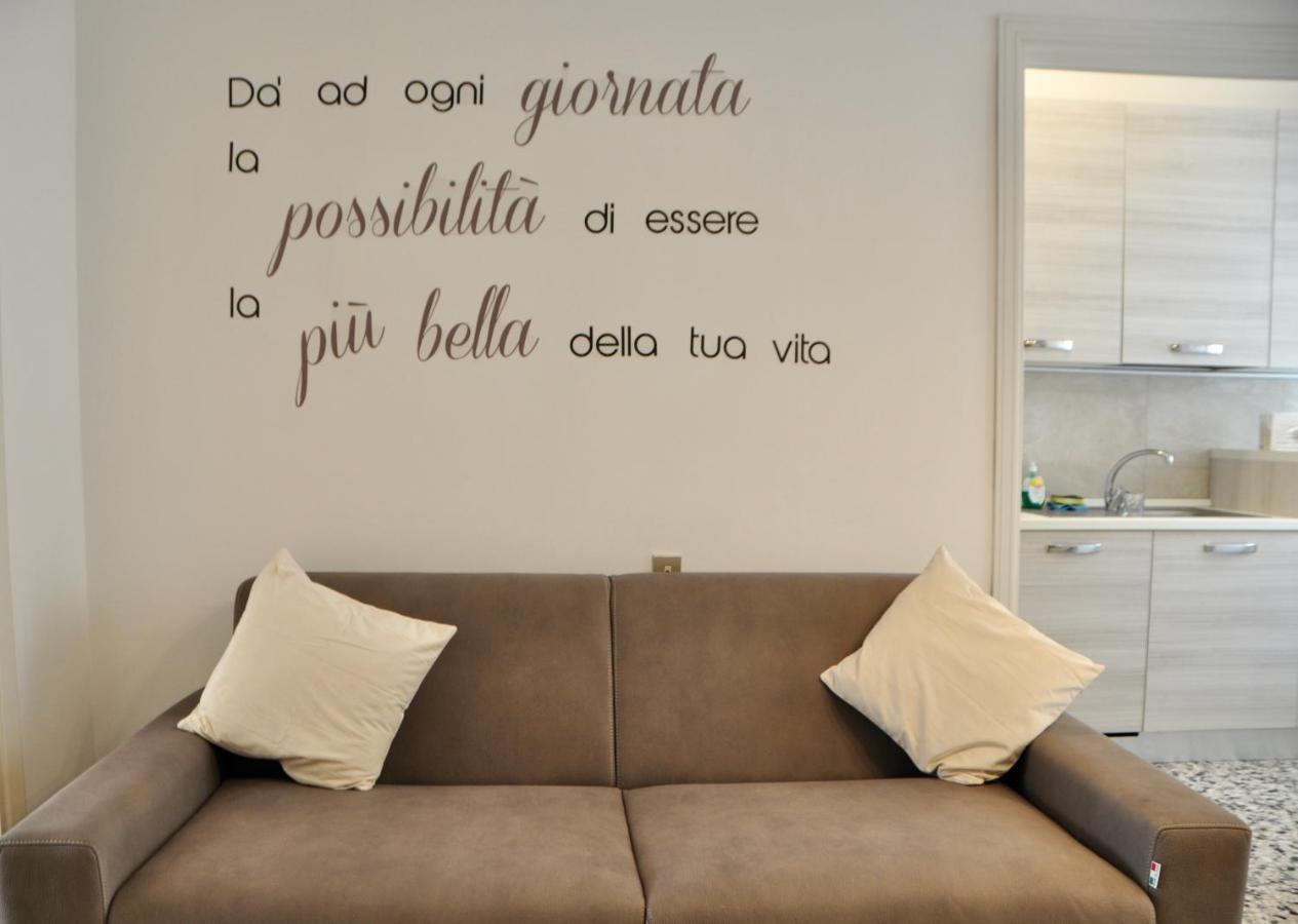 Apartamento M.Aurelio Light Brown Milán Exterior foto